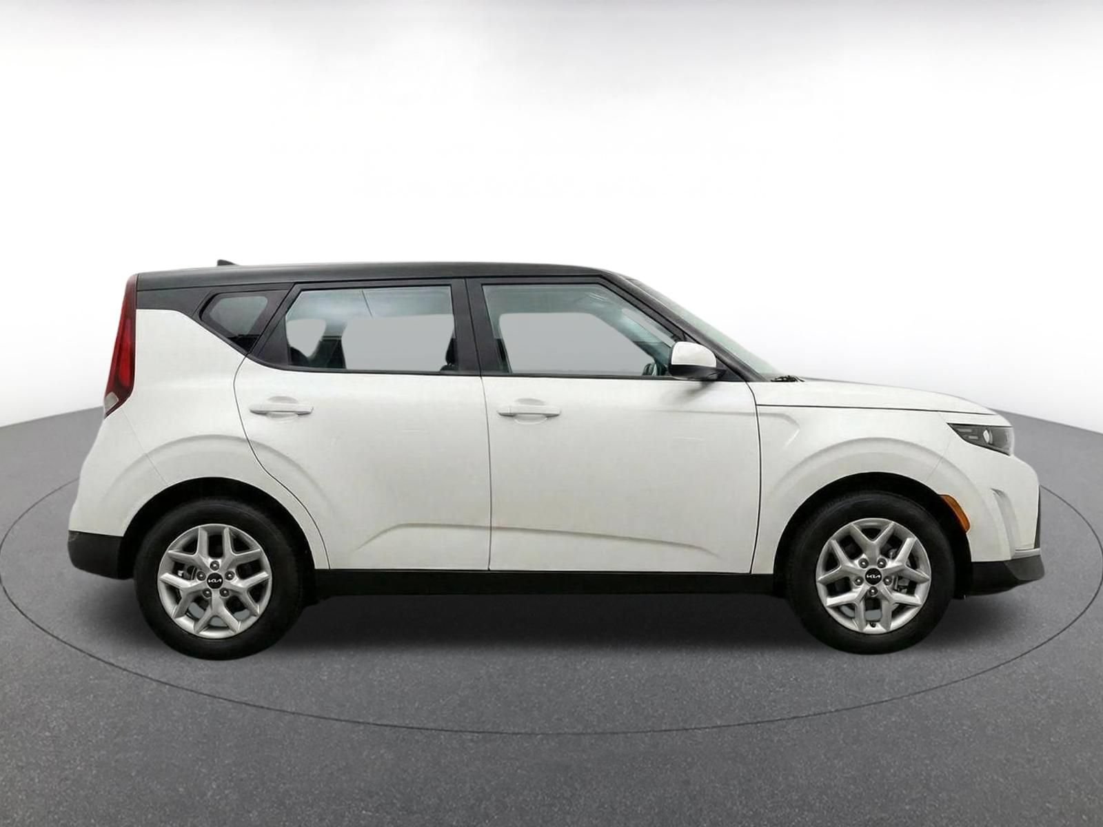 Thumbnail: 2025 Kia Soul - 10