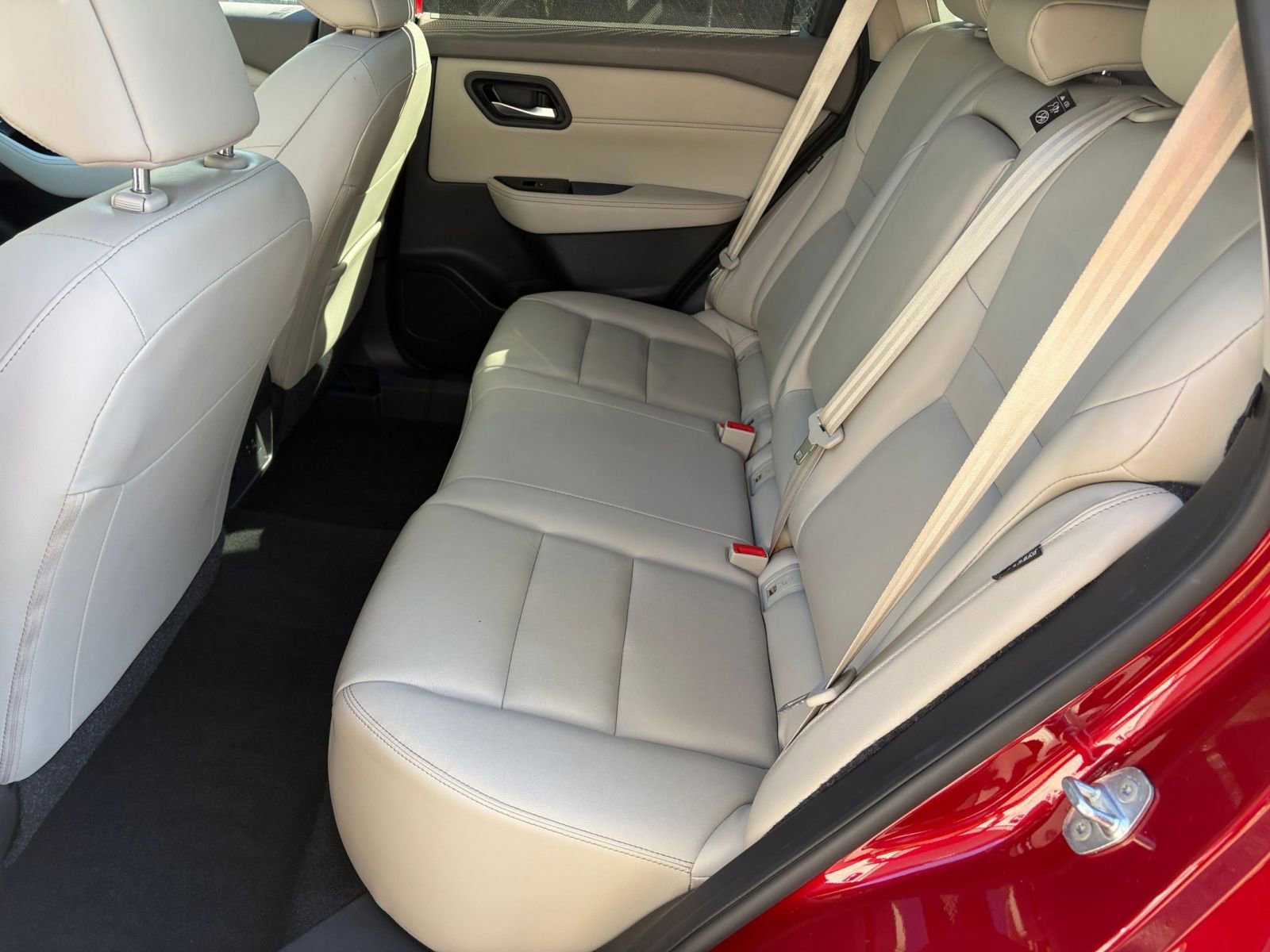 Thumbnail: 2023 Nissan Rogue - 33