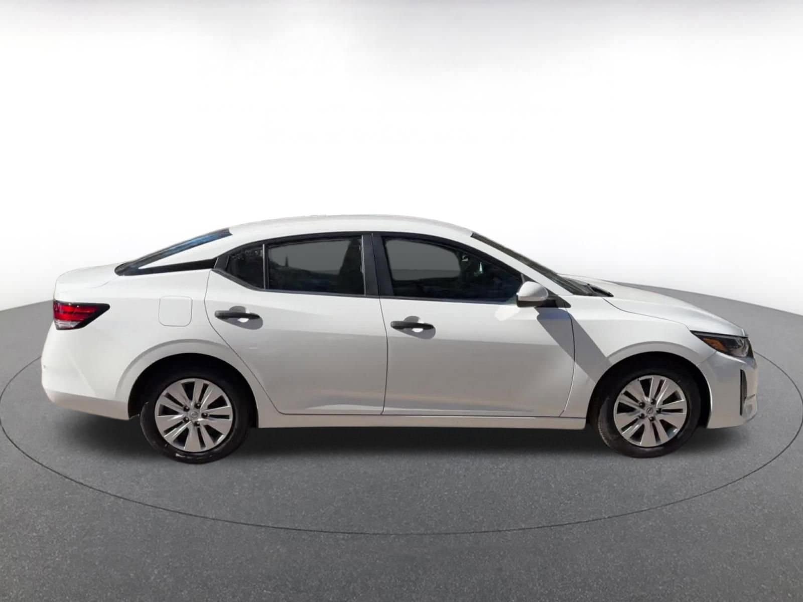 Thumbnail: 2025 Nissan Sentra - 16