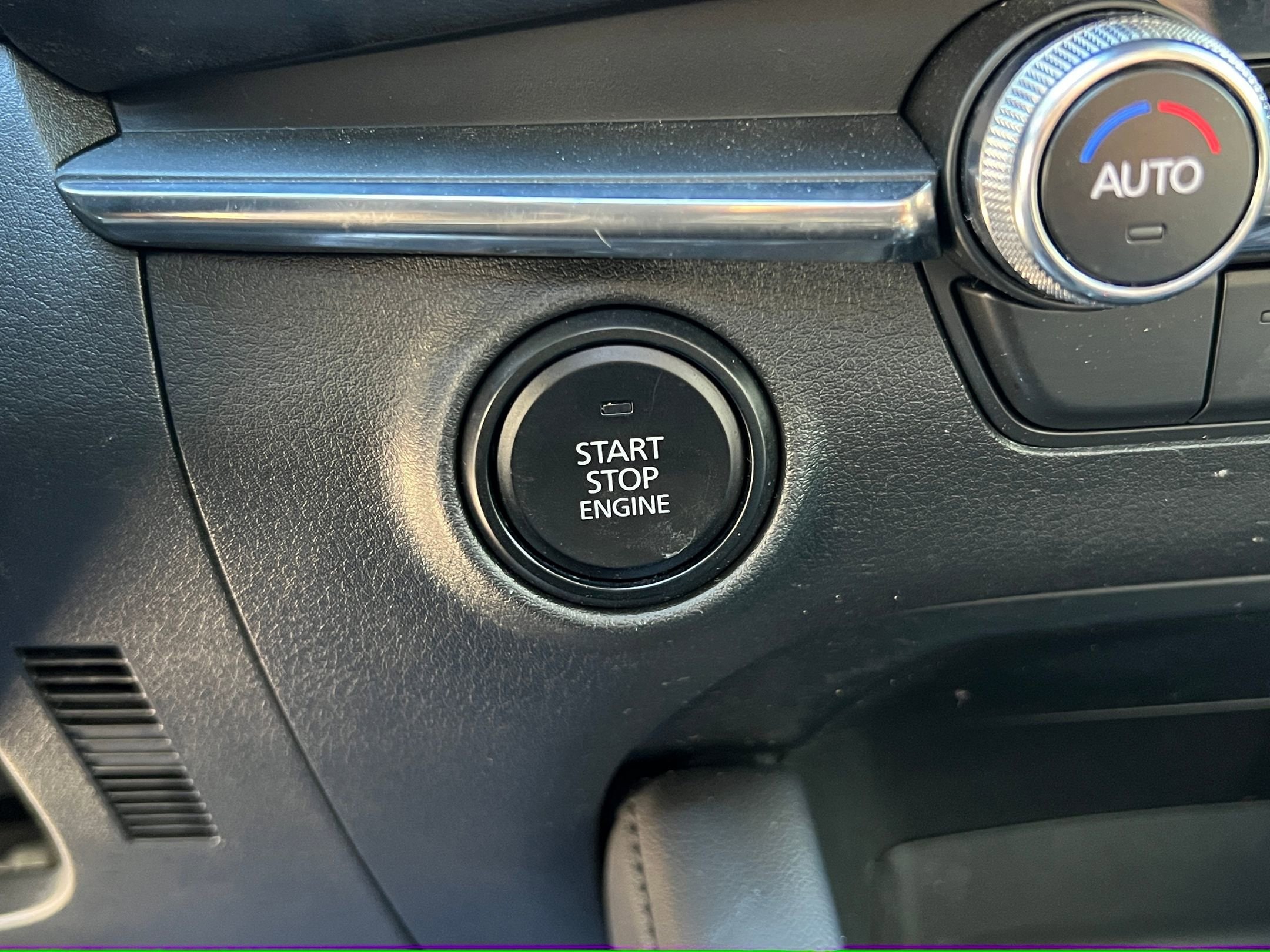 Thumbnail: 2025 Mazda Mazda3 - 20