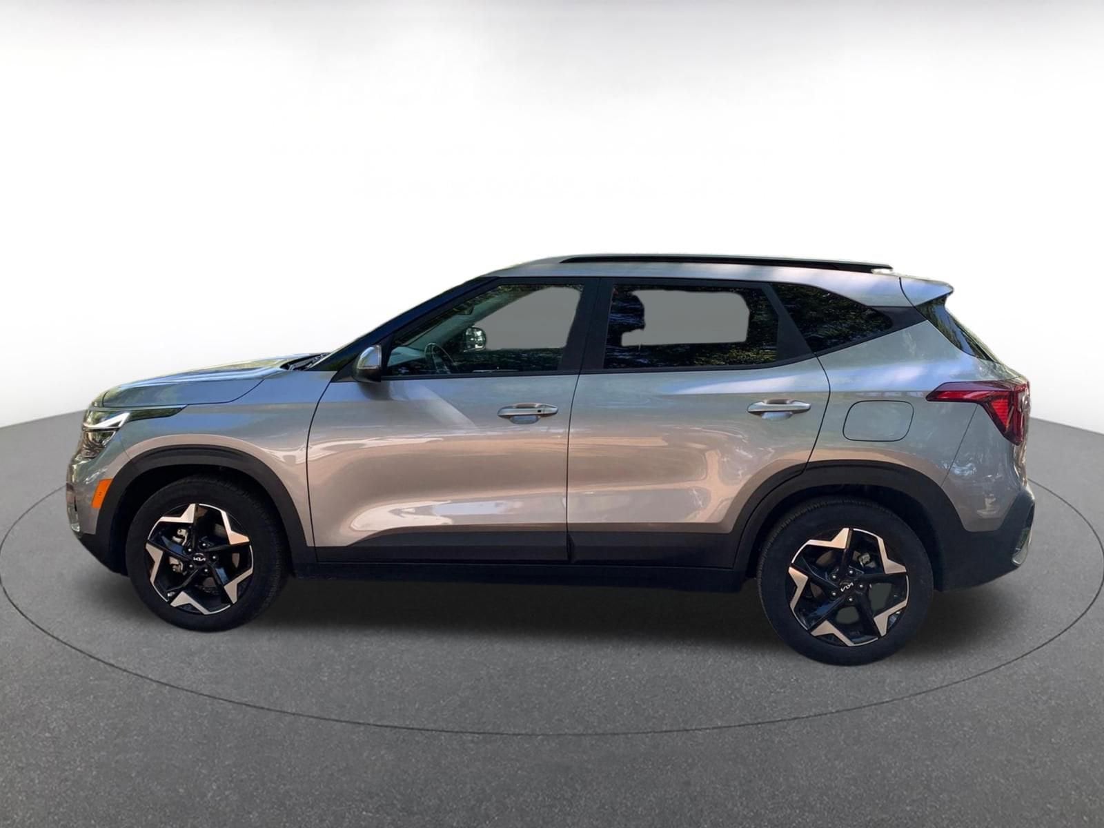 Thumbnail: 2025 Kia Seltos - 4