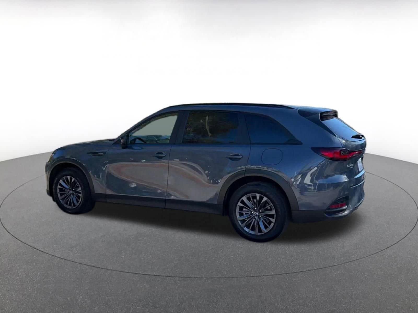 Thumbnail: 2025 Mazda CX-70 - 10