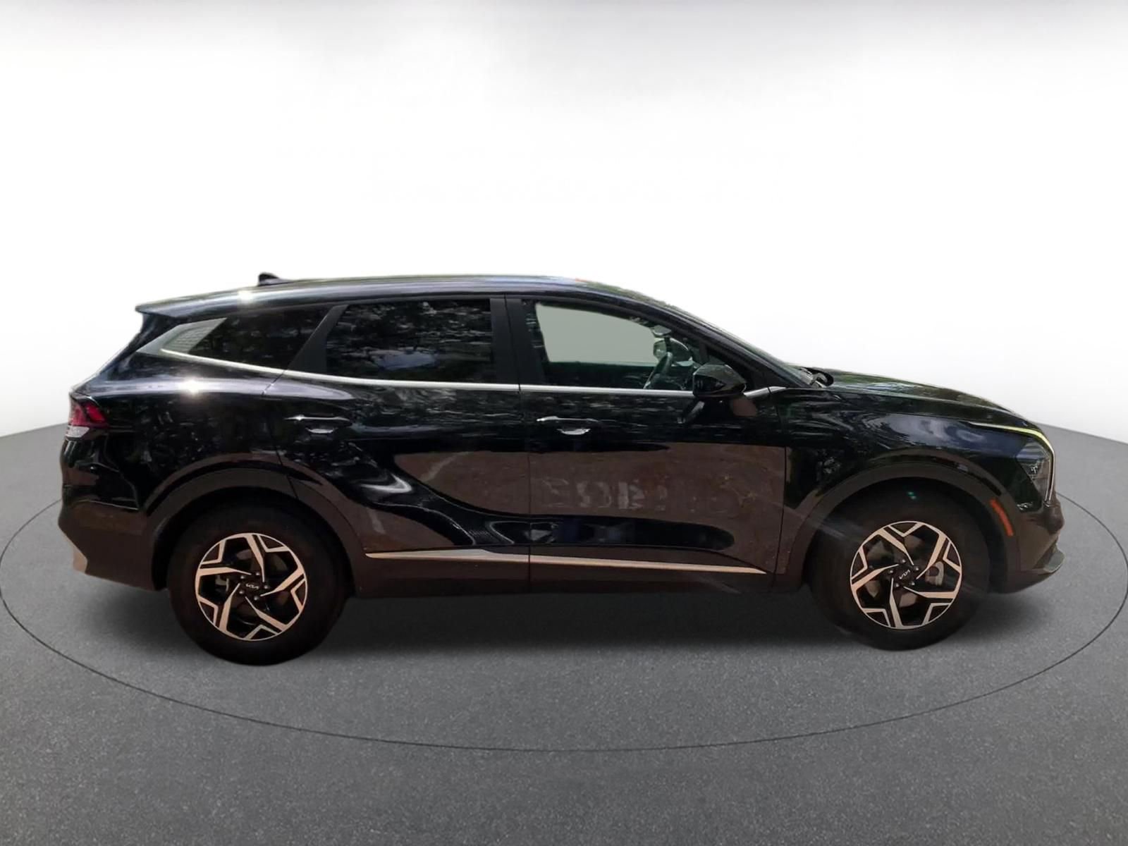 Thumbnail: 2025 Kia Sportage - 16