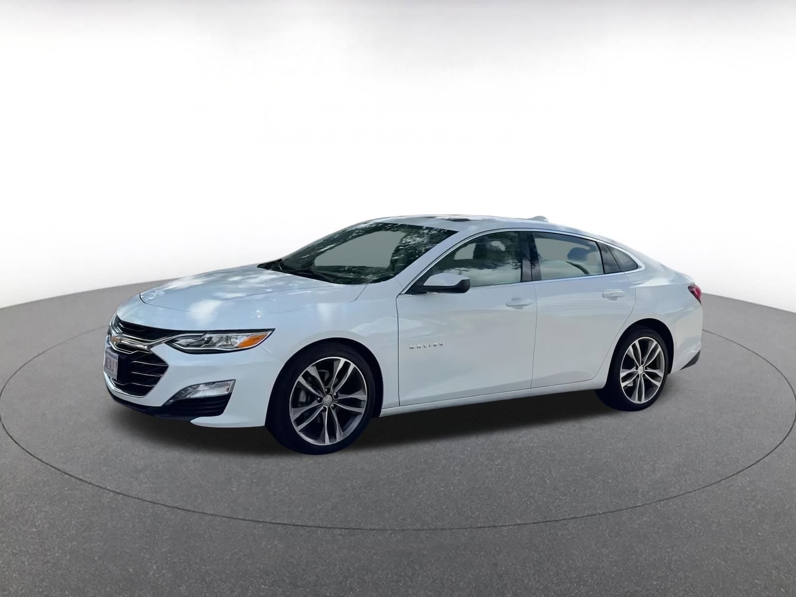 Thumbnail: 2024 Chevrolet Malibu - 8