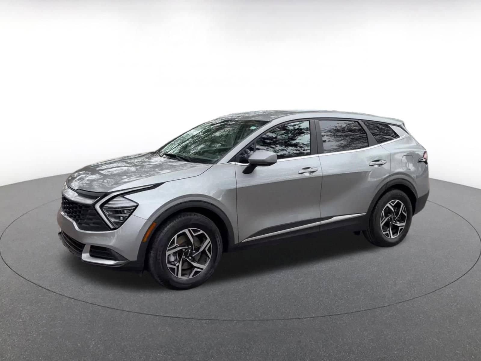 Thumbnail: 2025 Kia Sportage - 8