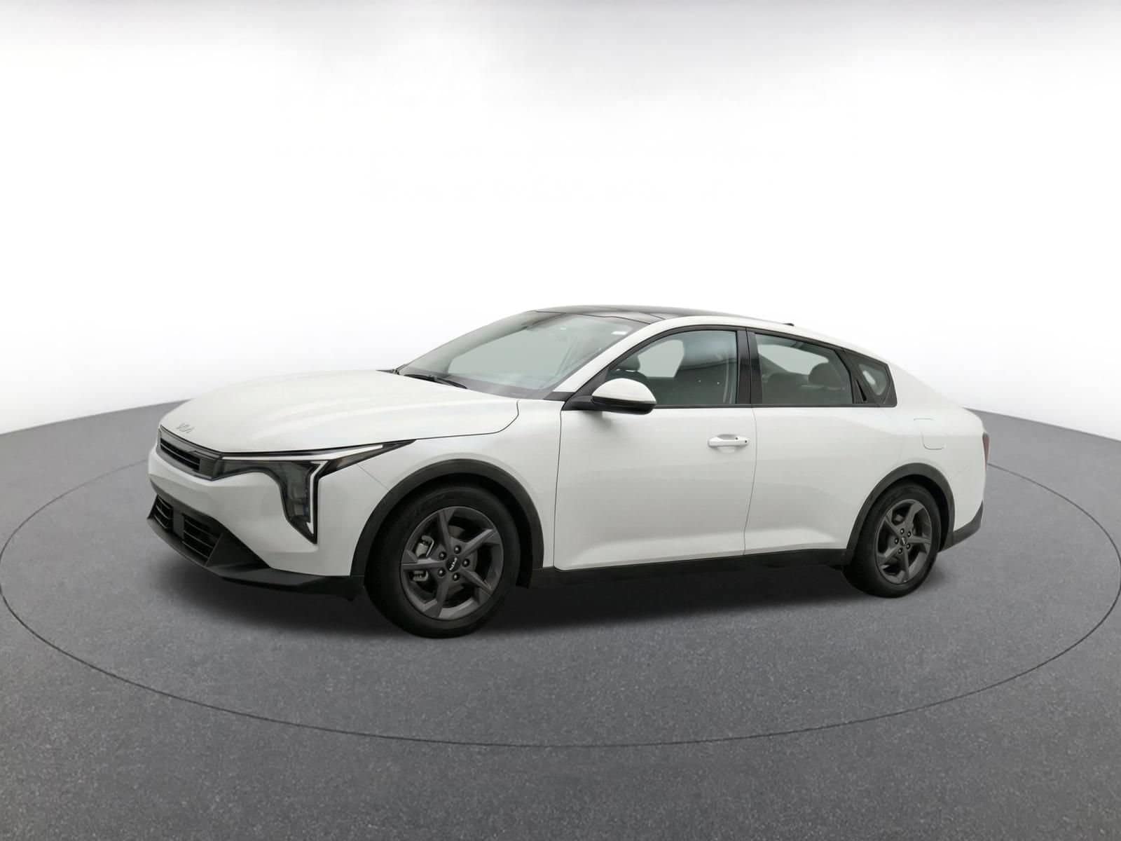 Thumbnail: 2025 Kia K4 - 3