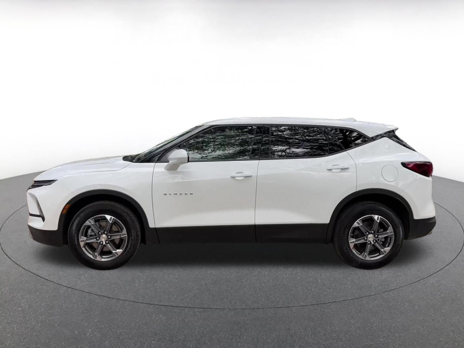 Thumbnail: 2025 Chevrolet Blazer - 9