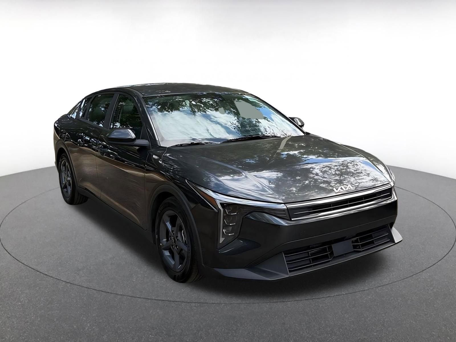 Thumbnail: 2025 Kia K4 - 1