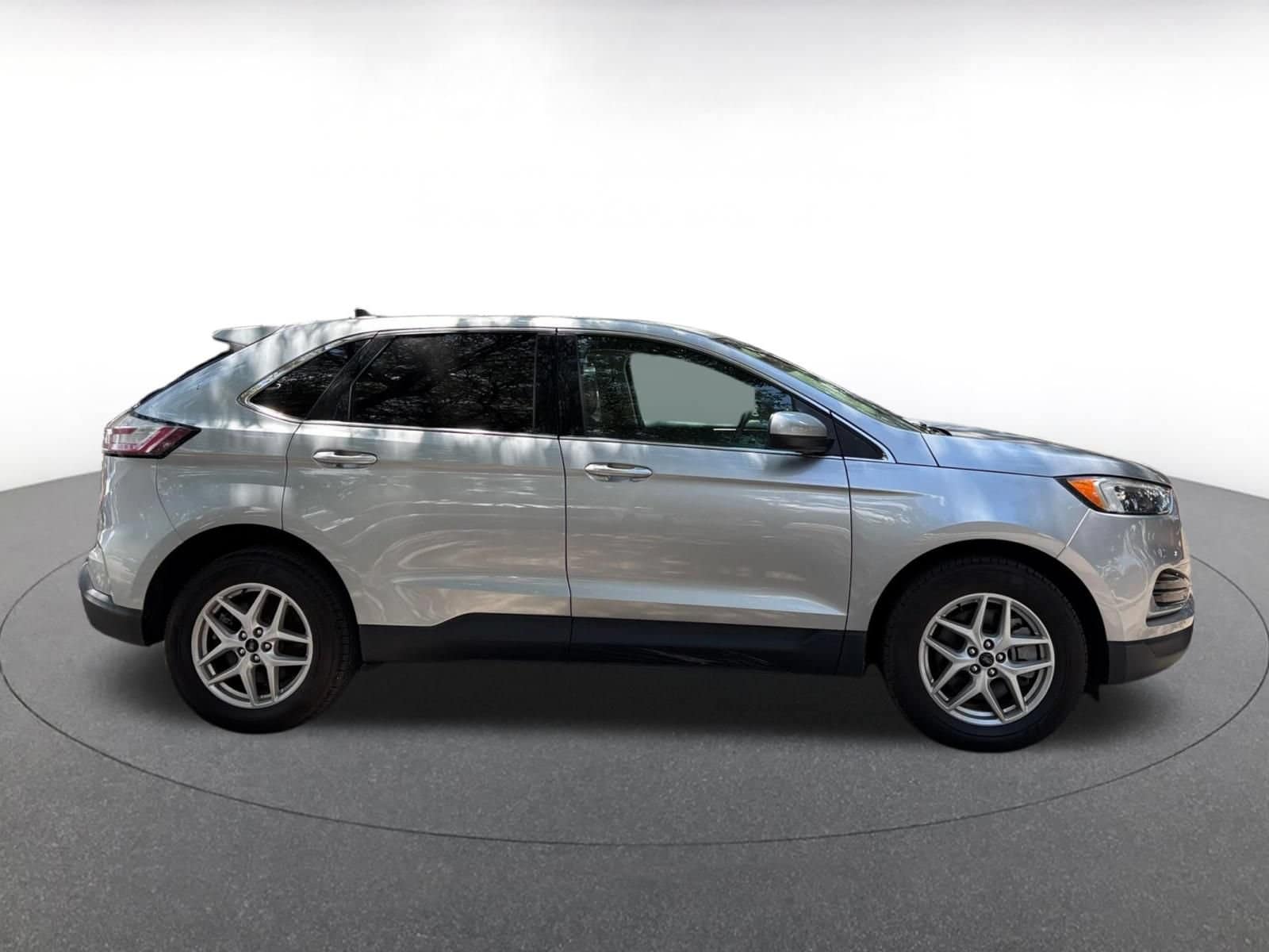 Thumbnail: 2024 Ford Edge - 8