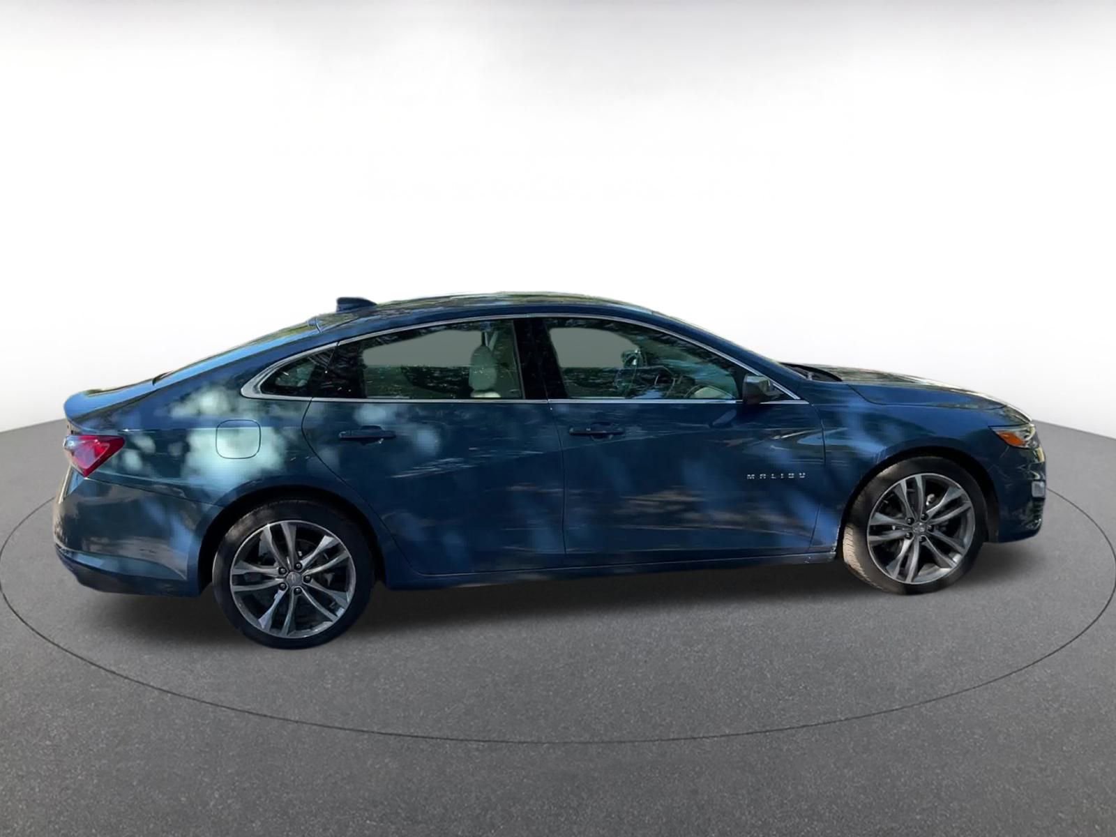 Thumbnail: 2024 Chevrolet Malibu - 16