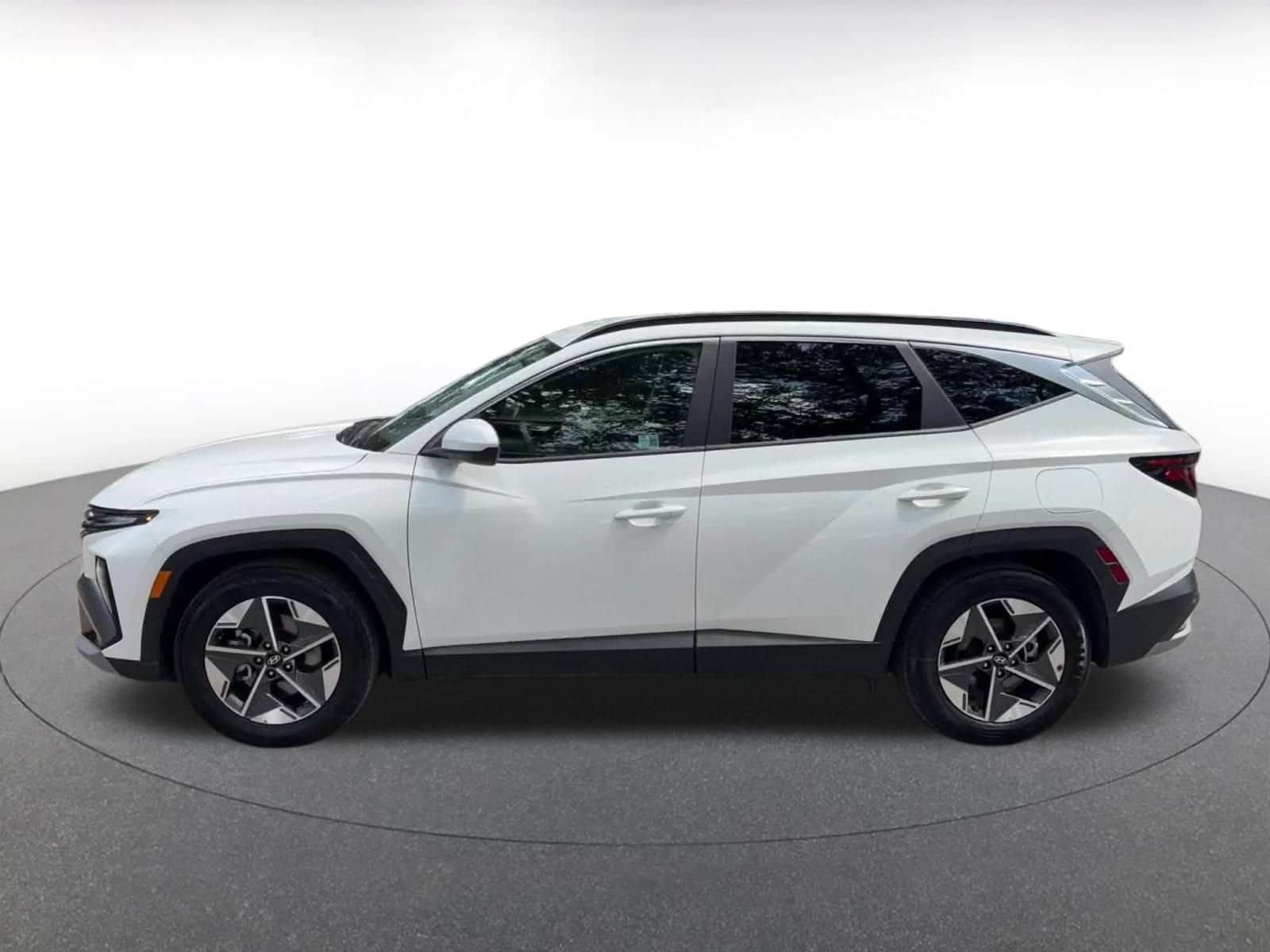 Thumbnail: 2025 Hyundai Tucson - 8