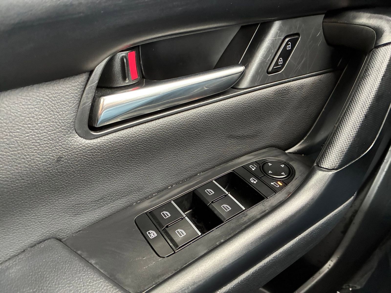 Thumbnail: 2025 Mazda CX-50 - 18