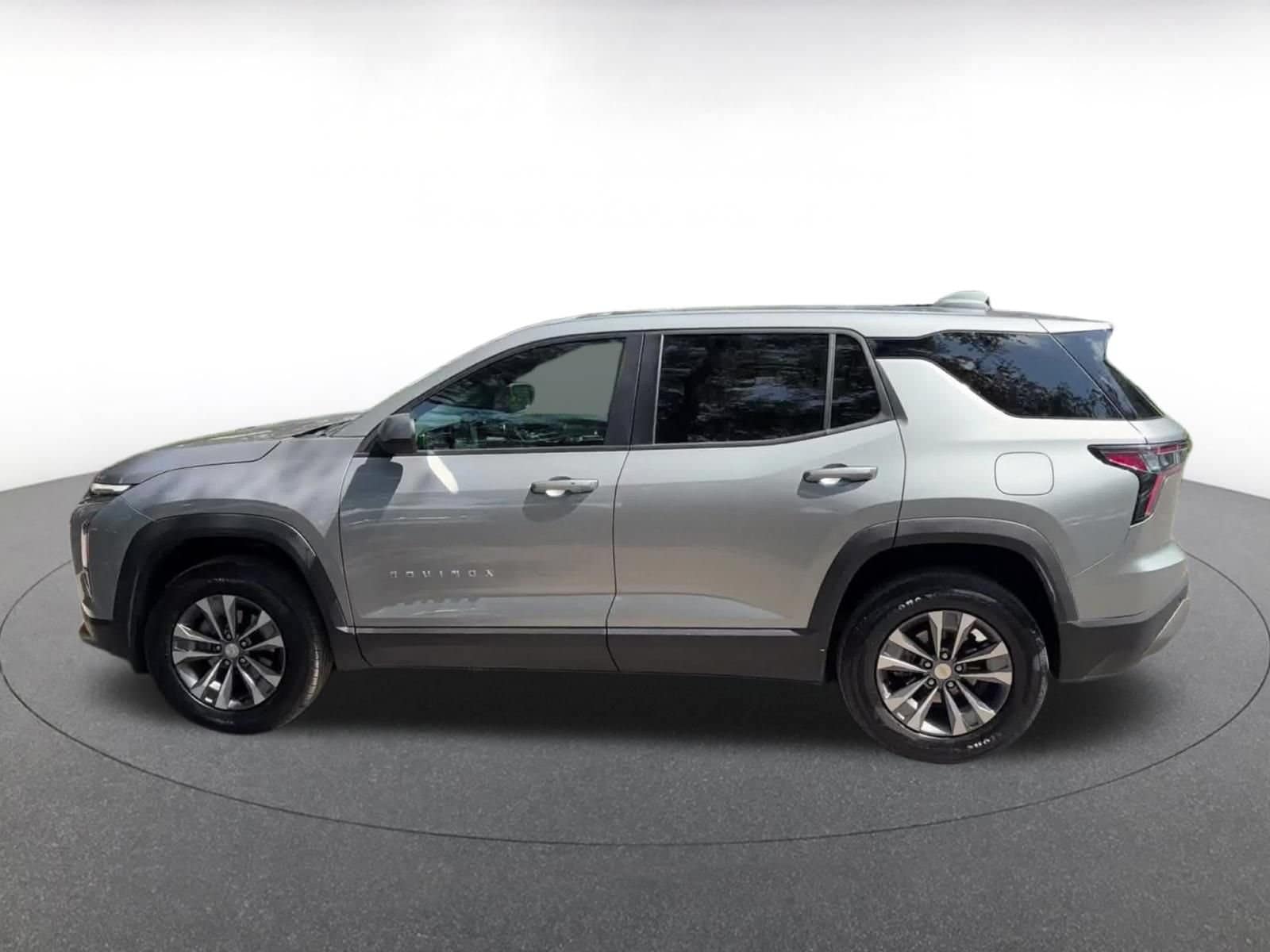 Thumbnail: 2025 Chevrolet Equinox - 10