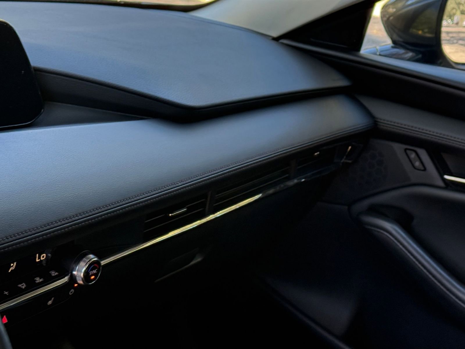 Thumbnail: 2025 Mazda Mazda3 - 29