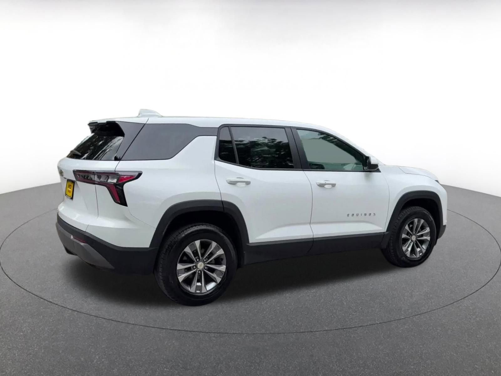 Thumbnail: 2025 Chevrolet Equinox - 15