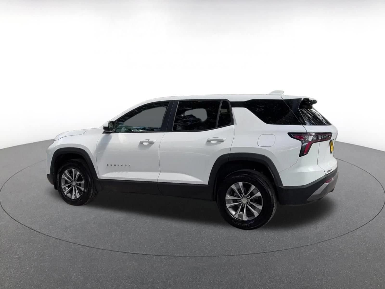 Thumbnail: 2025 Chevrolet Equinox - 10