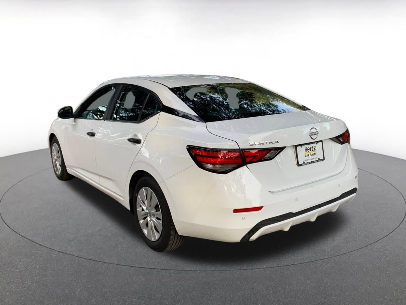 Thumbnail: 2025 Nissan Sentra - 5