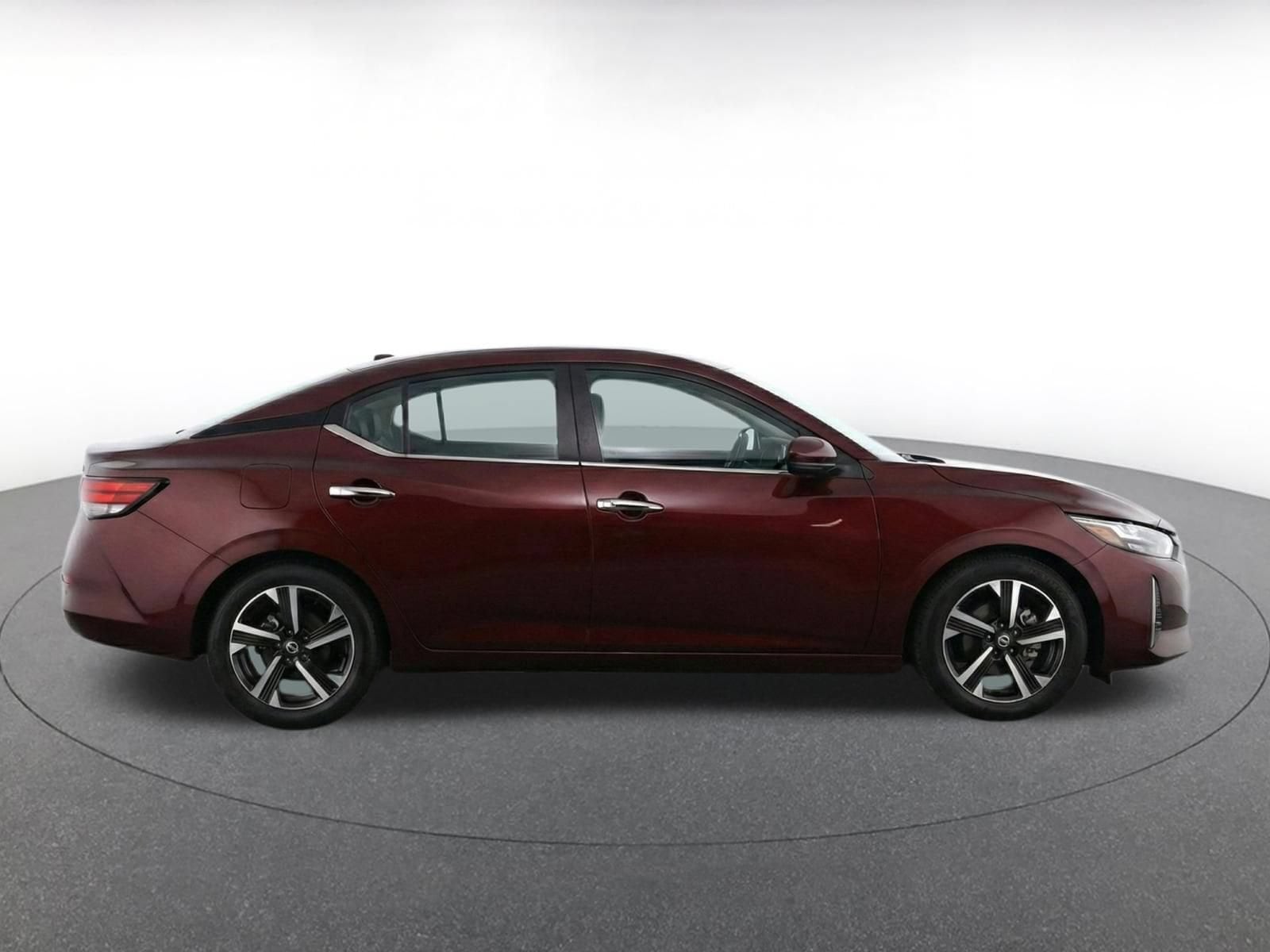 Thumbnail: 2025 Nissan Sentra - 10
