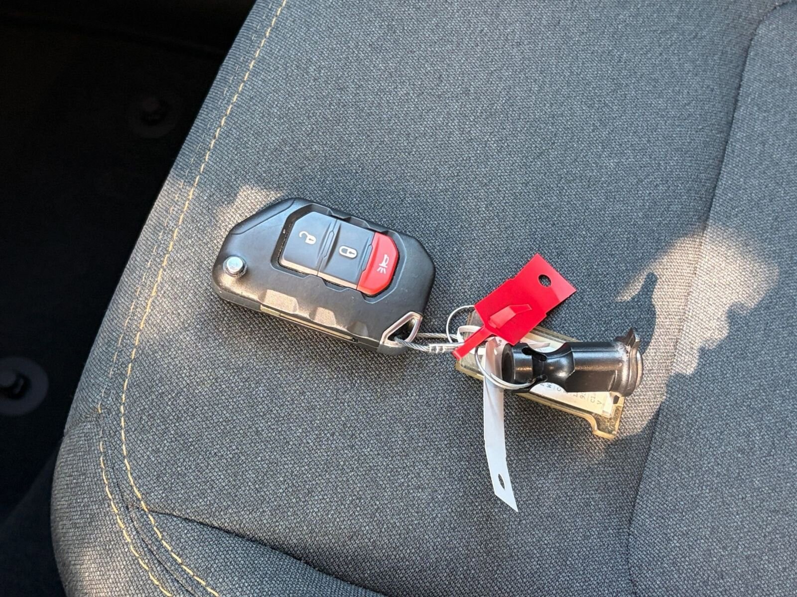 Thumbnail: 2025 Jeep Wrangler - 18