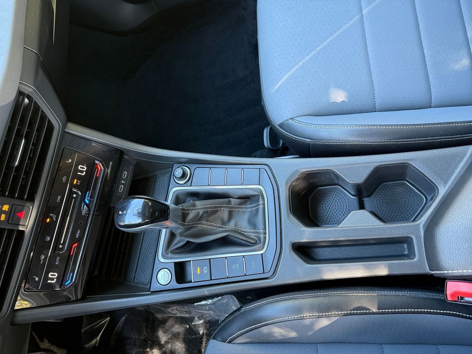 Thumbnail: 2025 Volkswagen Jetta - 35