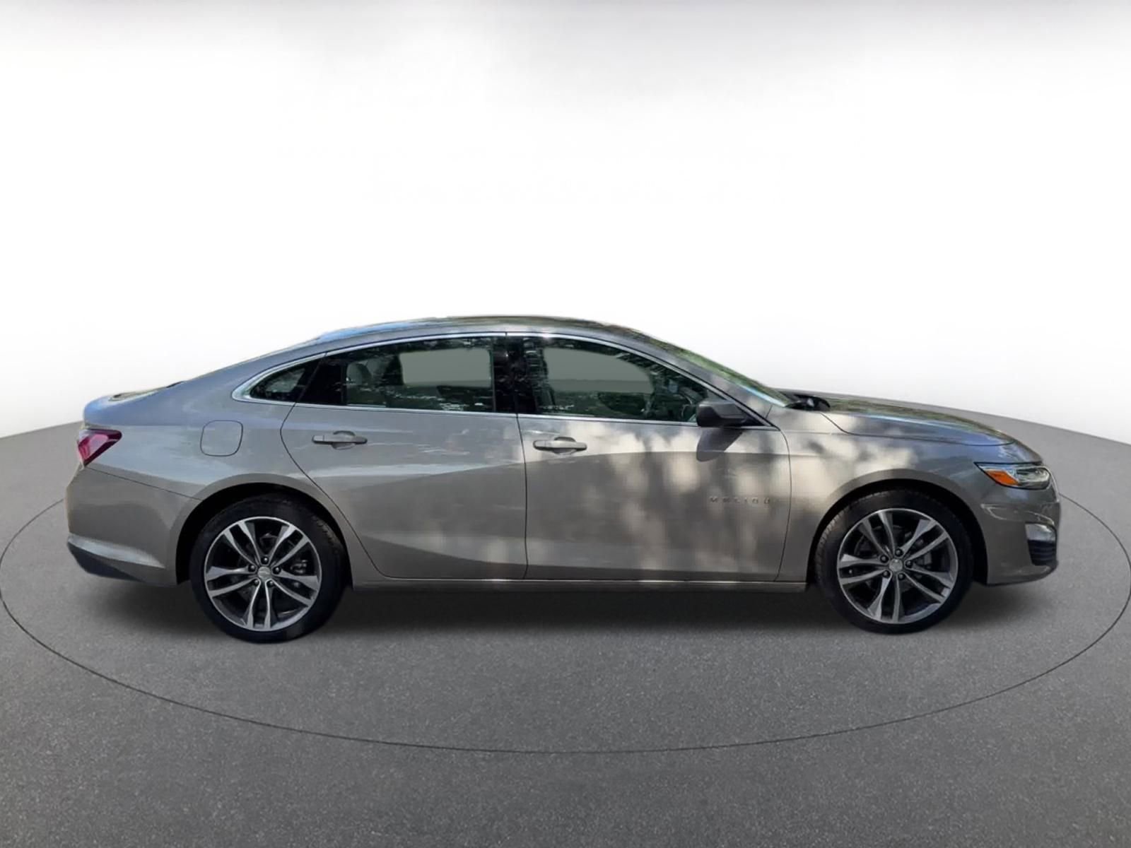 Thumbnail: 2024 Chevrolet Malibu - 16