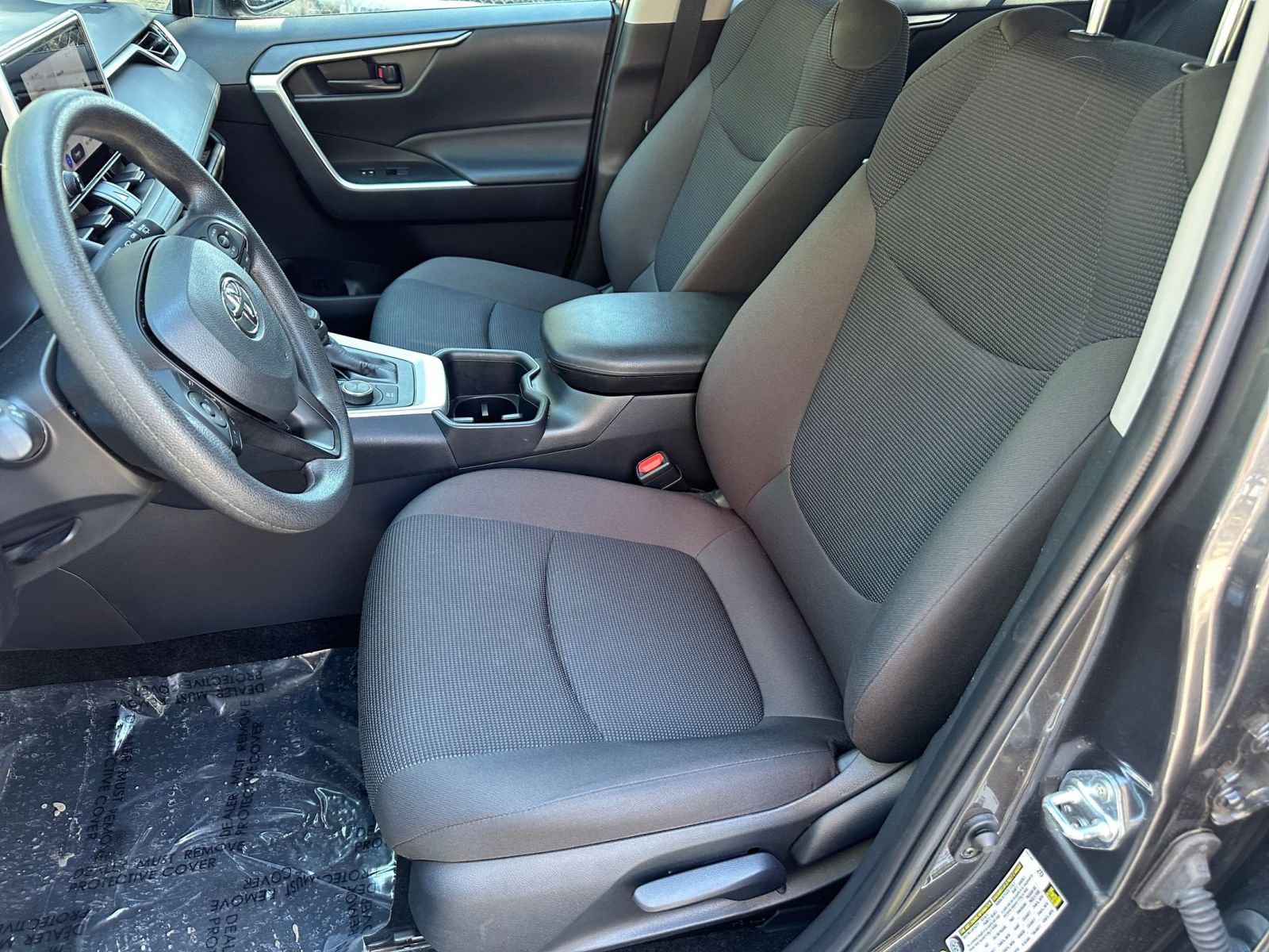 Thumbnail: 2025 Toyota RAV4 - 21