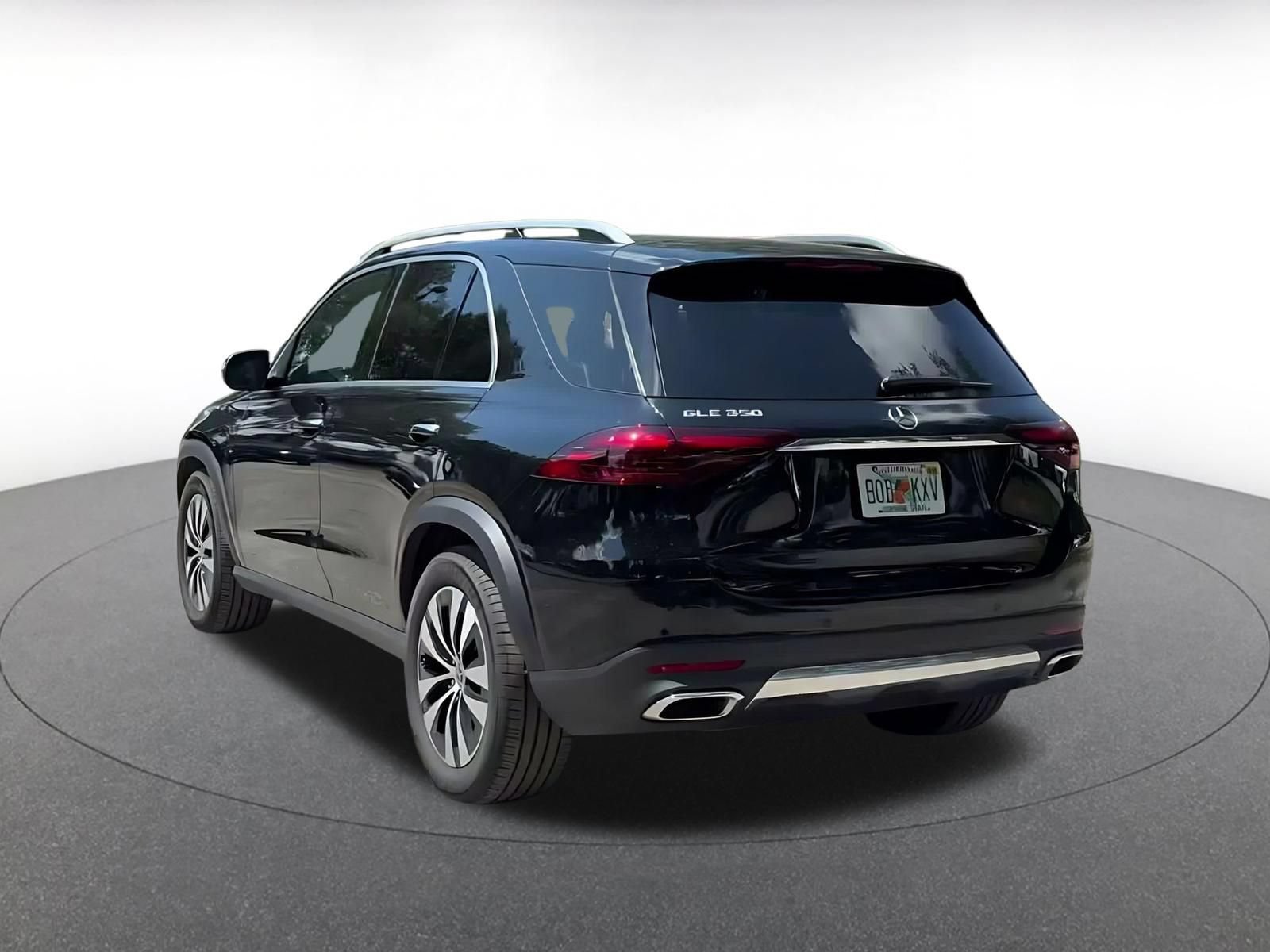 Thumbnail: 2026 Mercedes-Benz GLE - 12