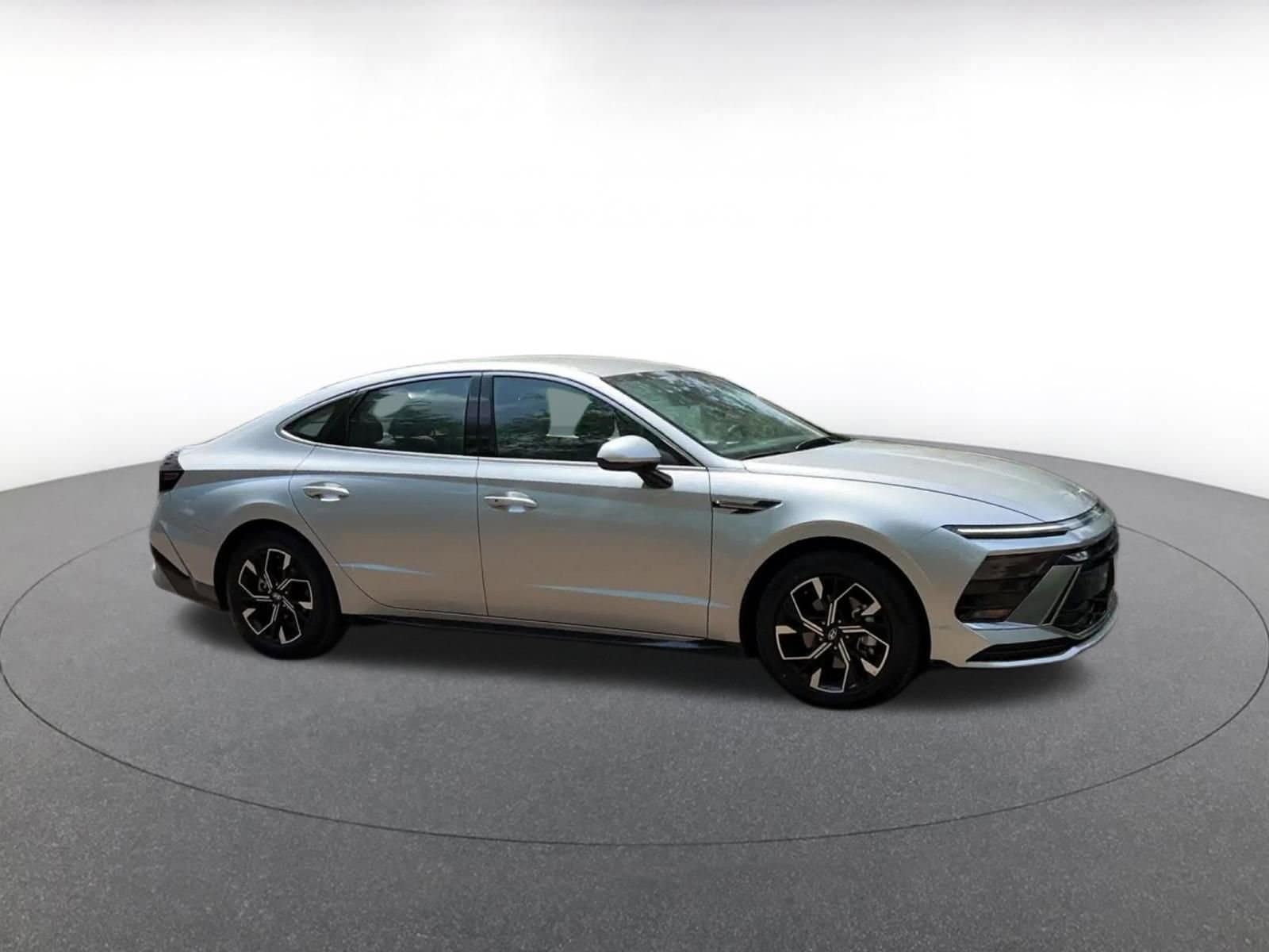 Thumbnail: 2025 Hyundai Sonata - 2