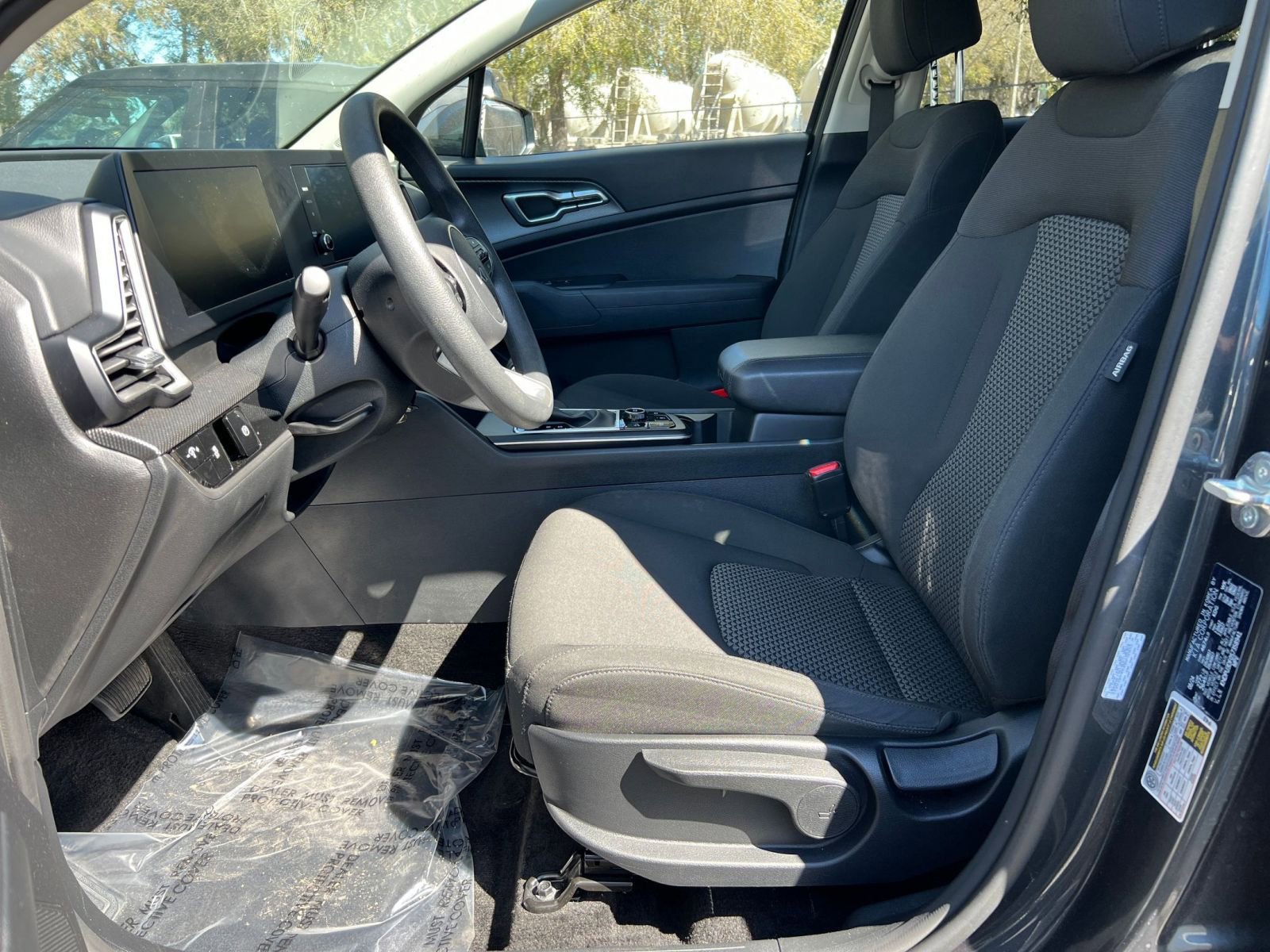 Thumbnail: 2025 Kia Sportage - 22