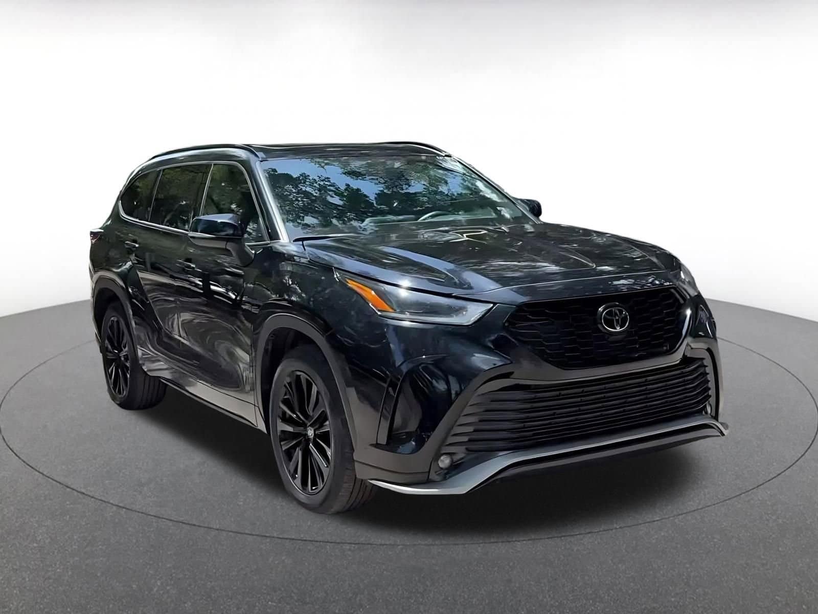 Thumbnail: 2025 Toyota Highlander - 3