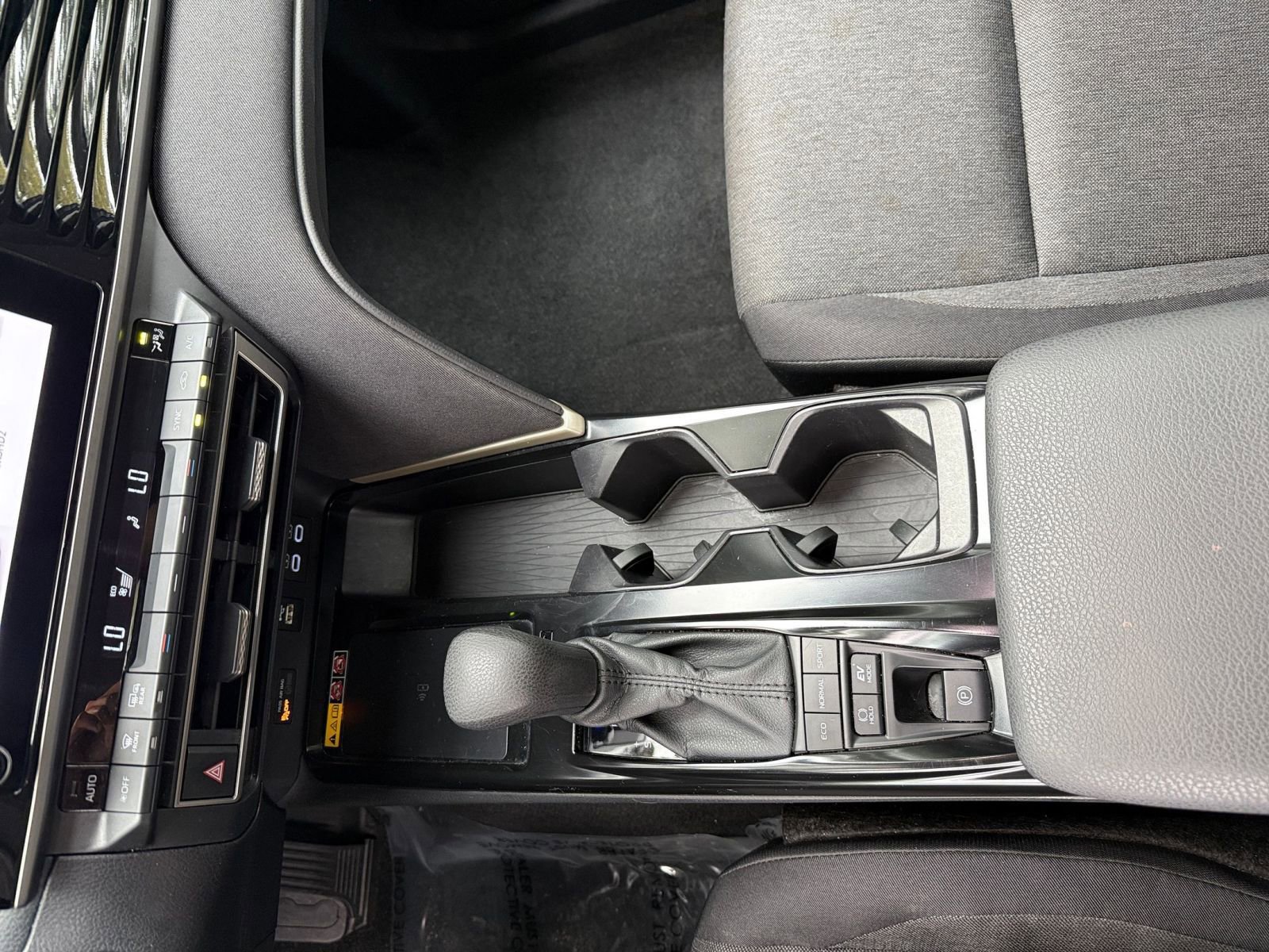 Thumbnail: 2025 Toyota Camry - 35