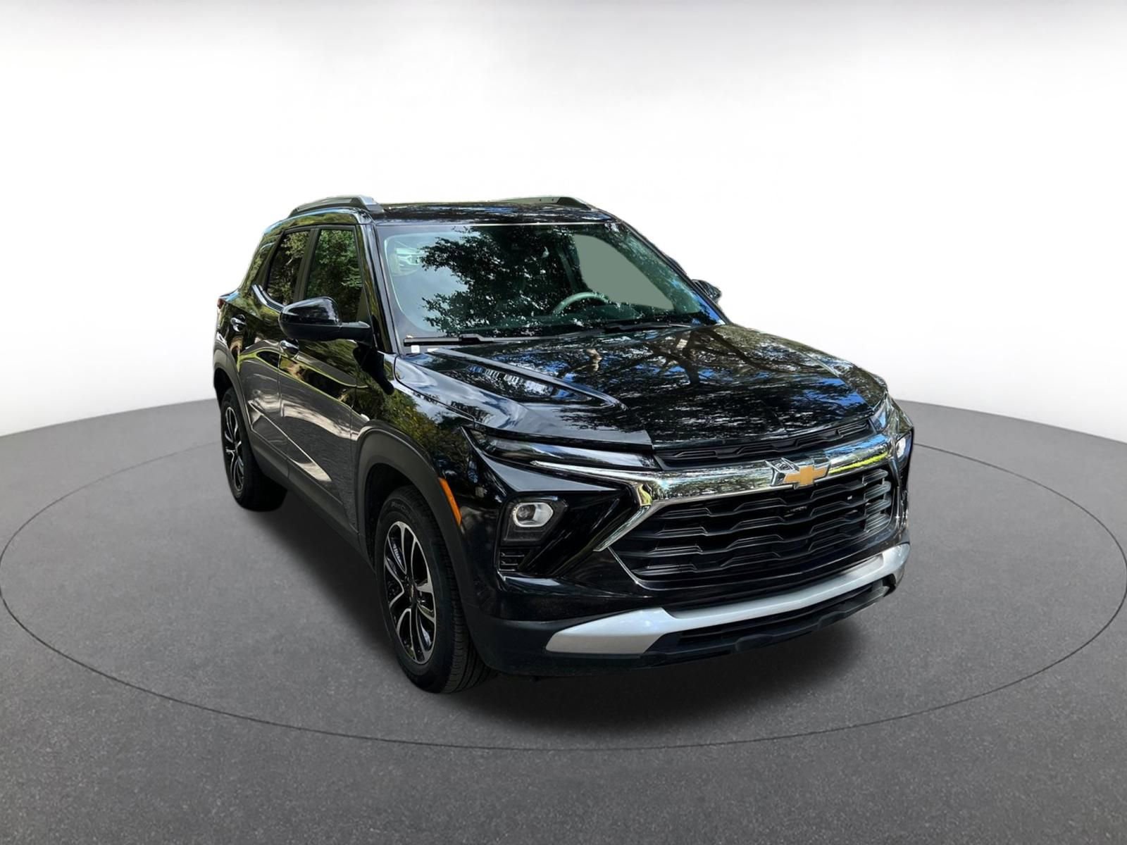 Thumbnail: 2025 Chevrolet TrailBlazer - 1