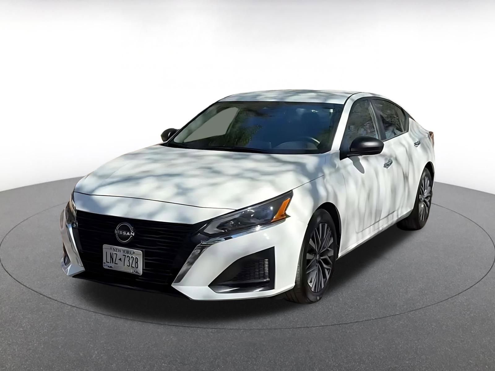 Thumbnail: 2025 Nissan Altima - 7