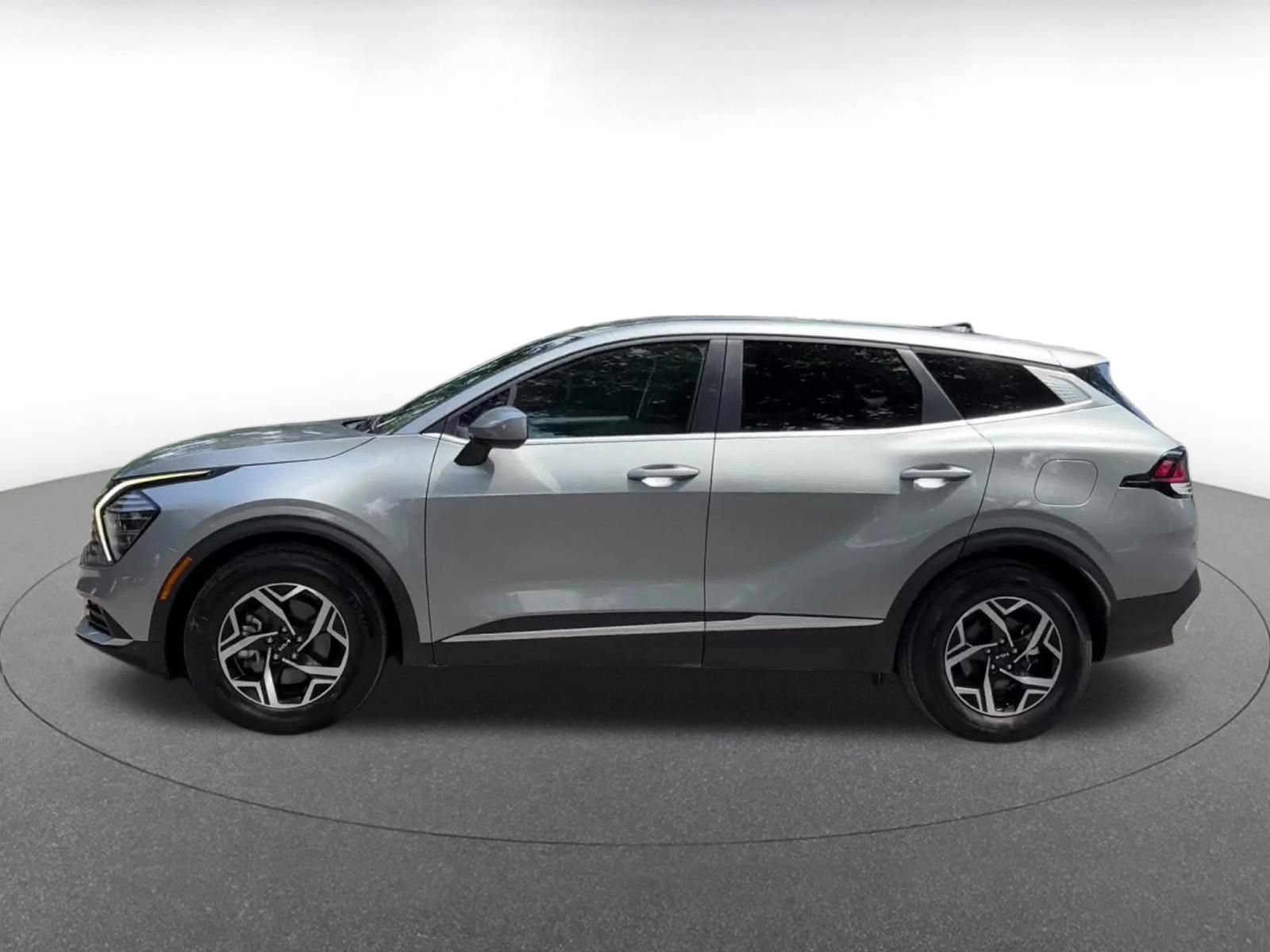 Thumbnail: 2025 Kia Sportage - 9