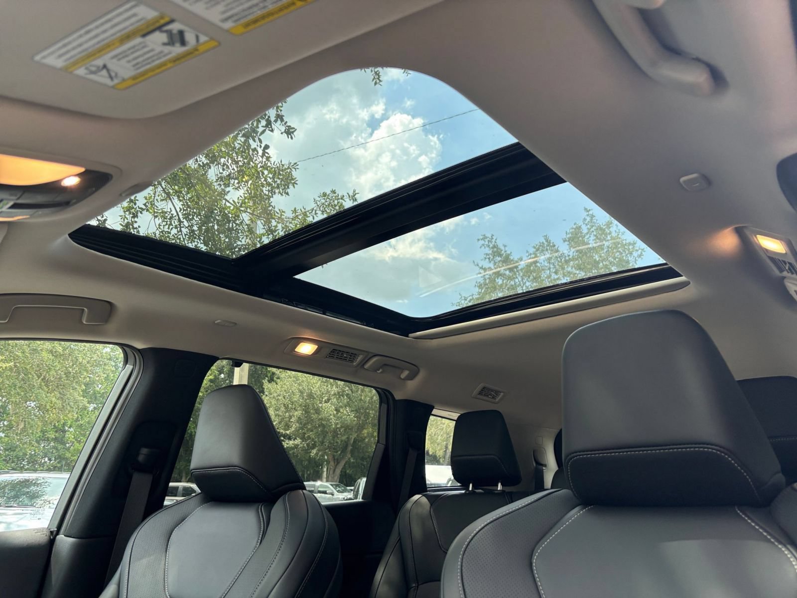 Thumbnail: 2026 INFINITI QX60 - 27
