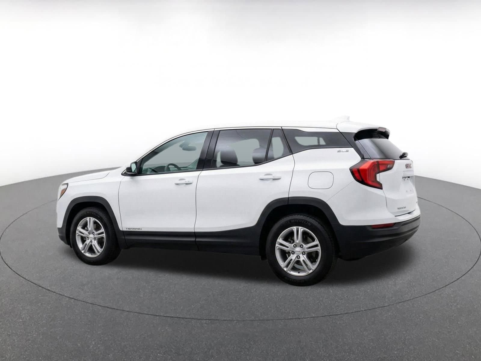 Thumbnail: 2024 GMC Terrain - 7
