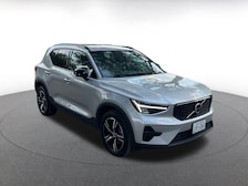 2024 Volvo XC40 B5 Core -
                  Orlando, FL