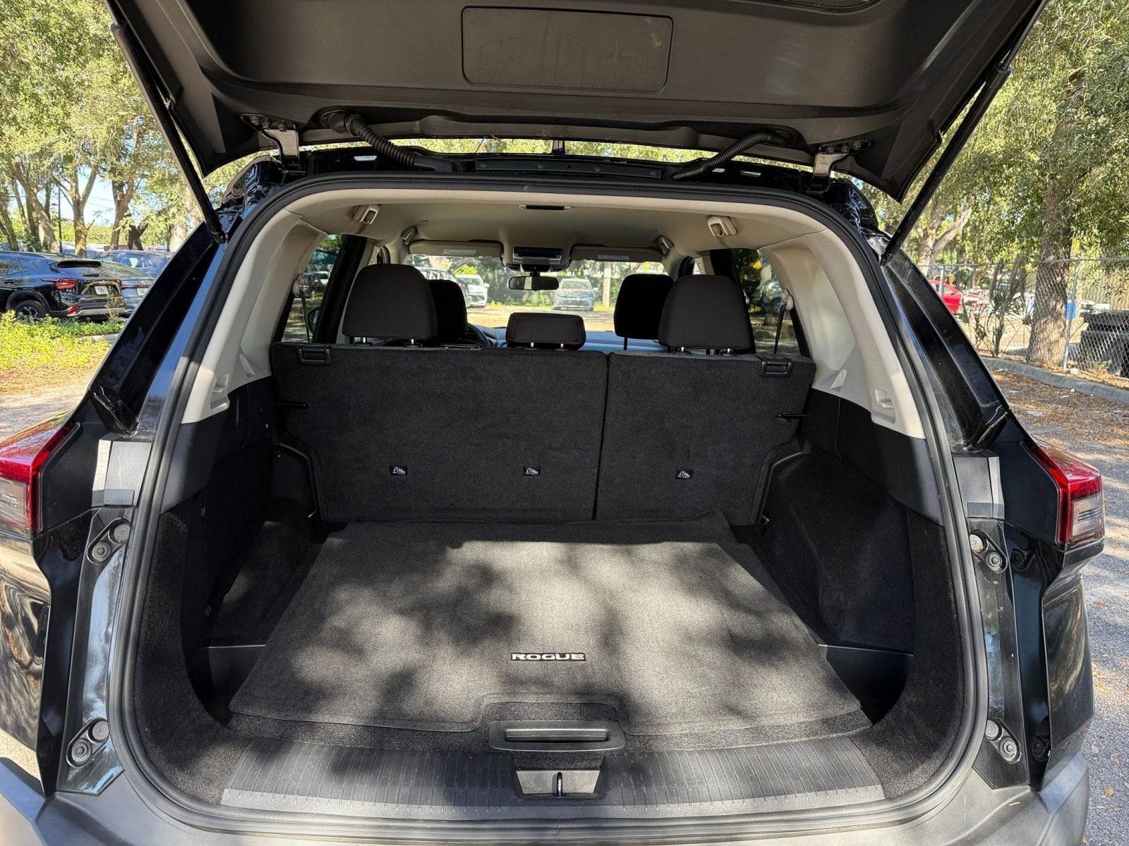 Thumbnail: 2023 Nissan Rogue - 24