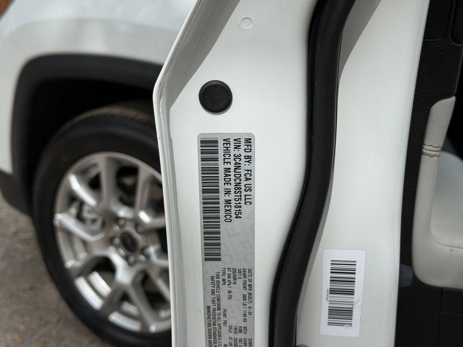 Thumbnail: 2025 Jeep Compass - 23