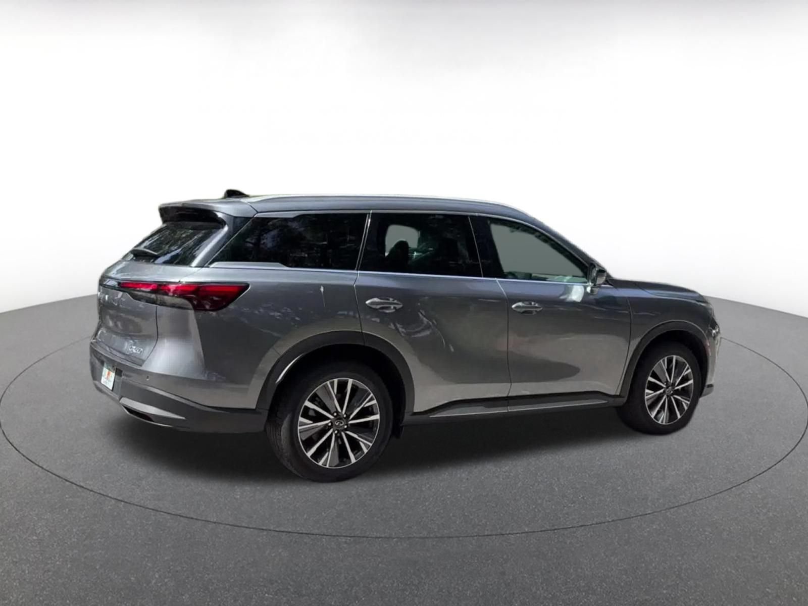 Thumbnail: 2026 INFINITI QX60 - 16