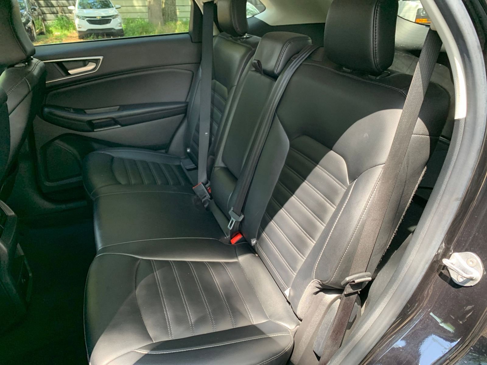 Thumbnail: 2023 Ford Edge - 32