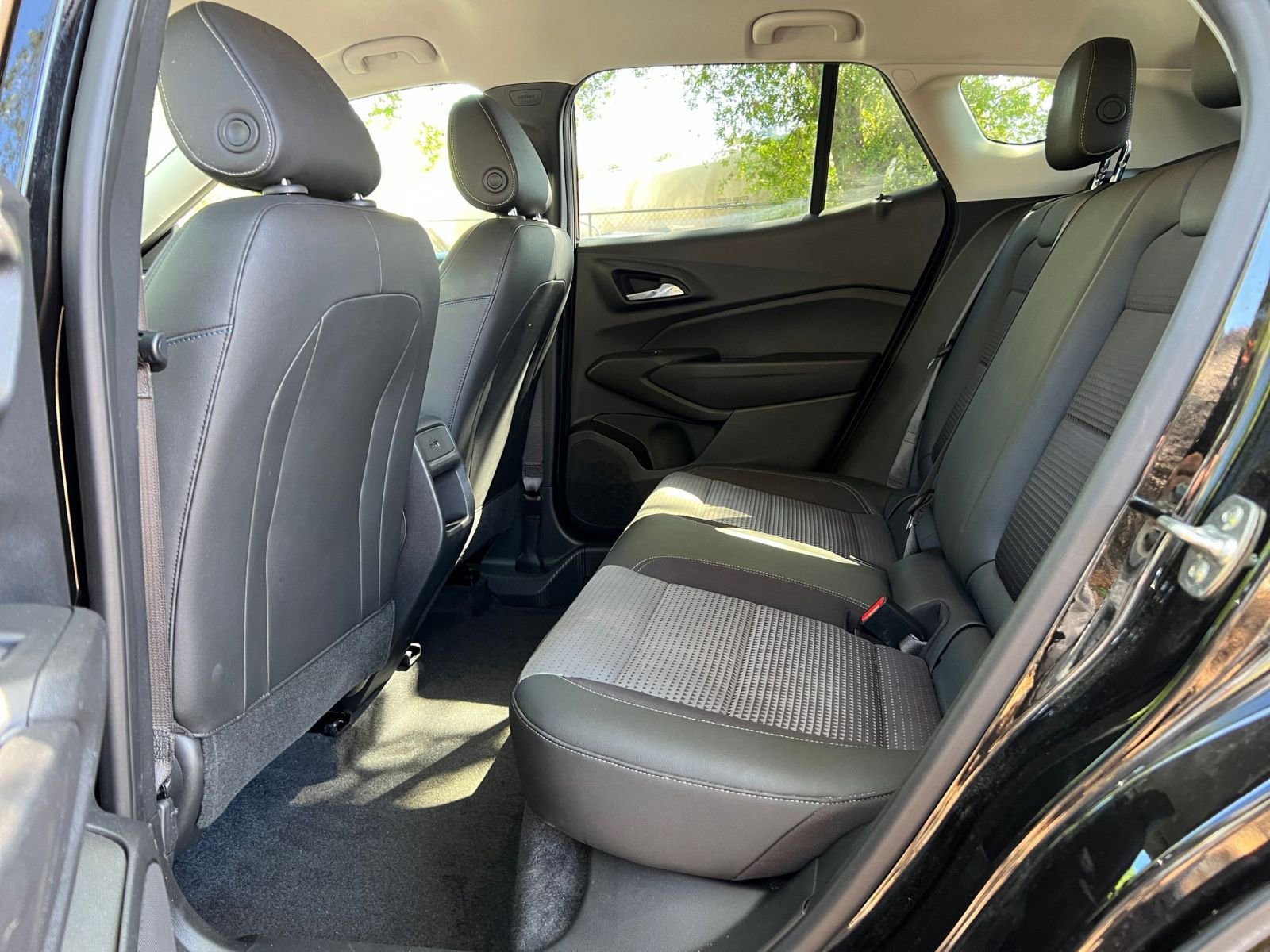 Thumbnail: 2025 Chevrolet Trax - 22