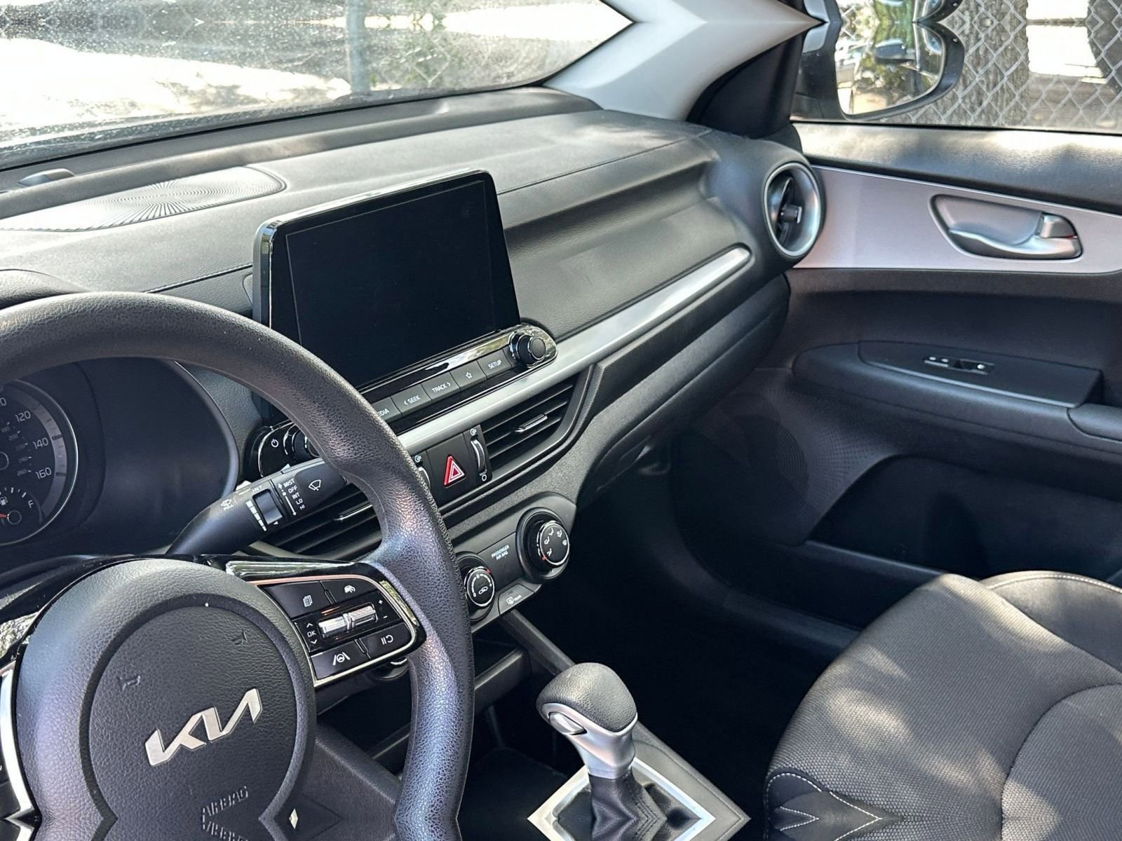 Thumbnail: 2024 Kia Forte - 29