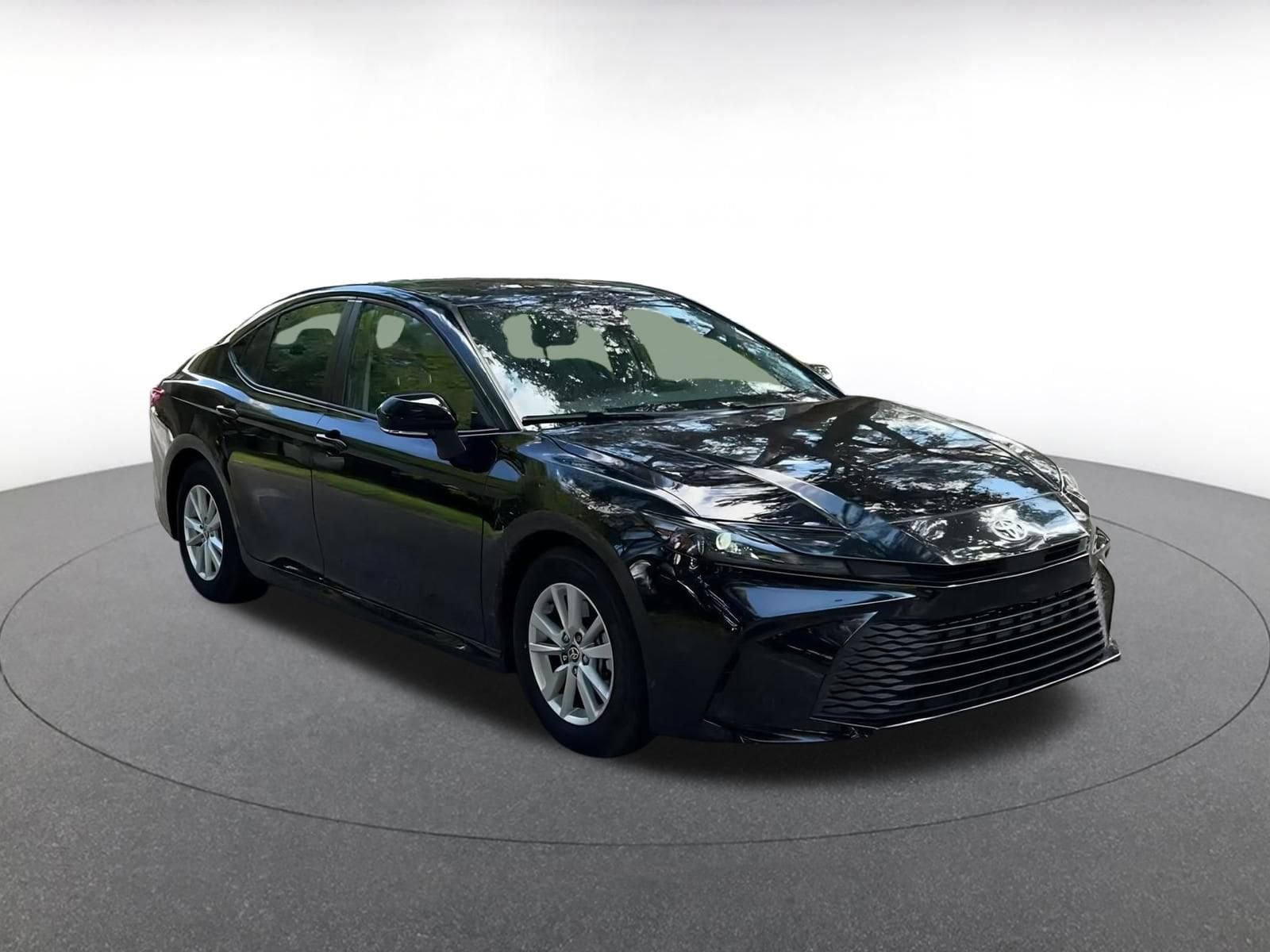 Thumbnail: 2025 Toyota Camry - 3