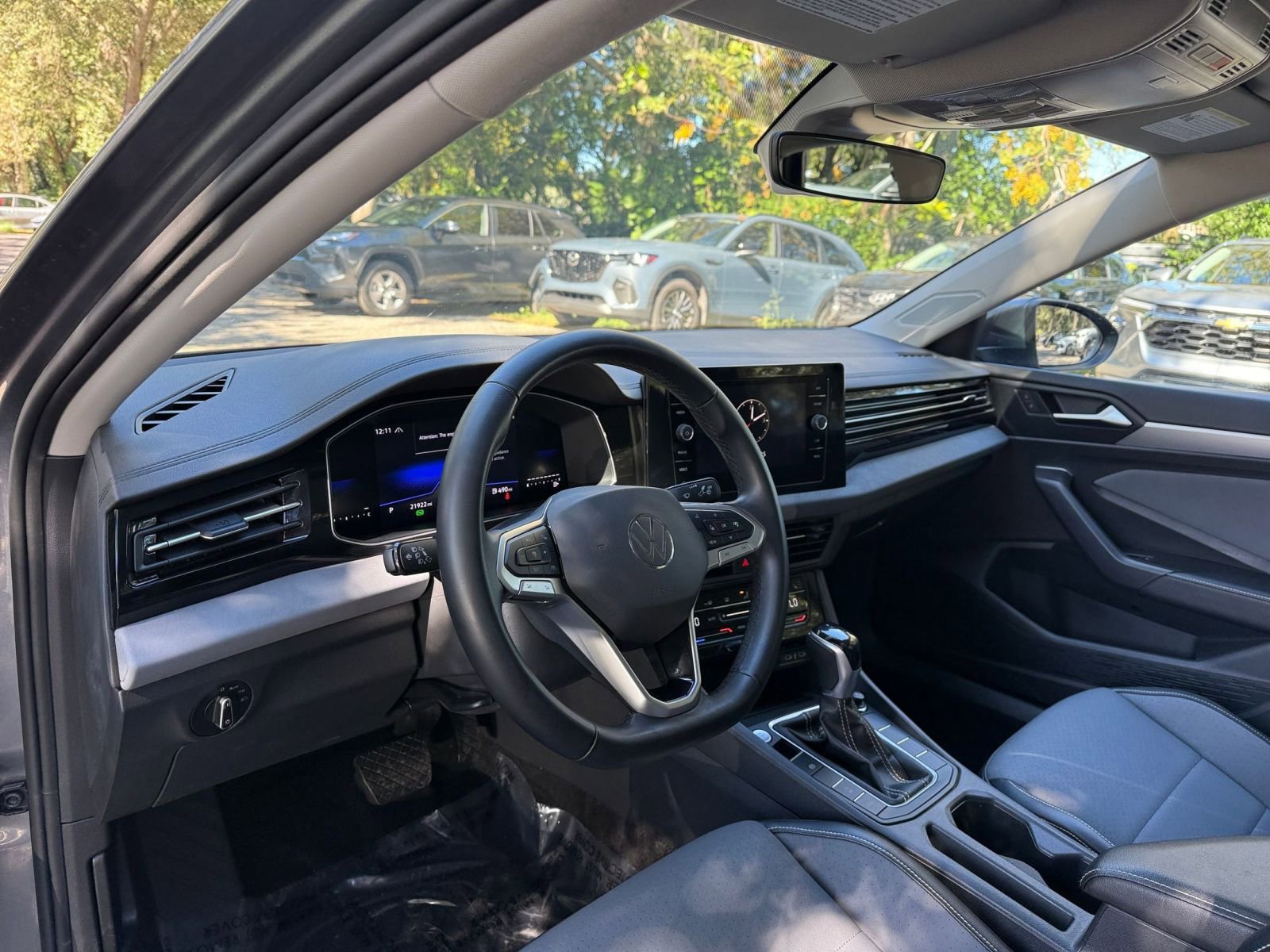 Thumbnail: 2025 Volkswagen Jetta - 28