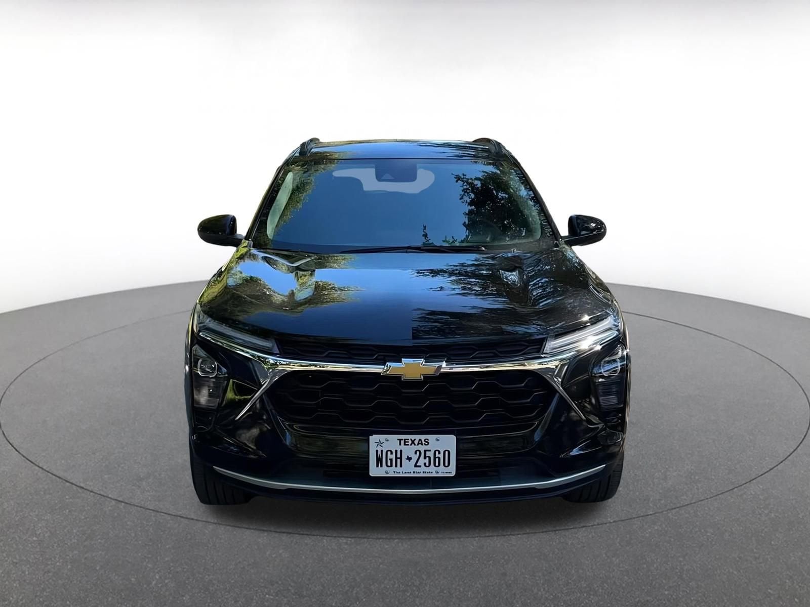 Thumbnail: 2025 Chevrolet Trax - 4