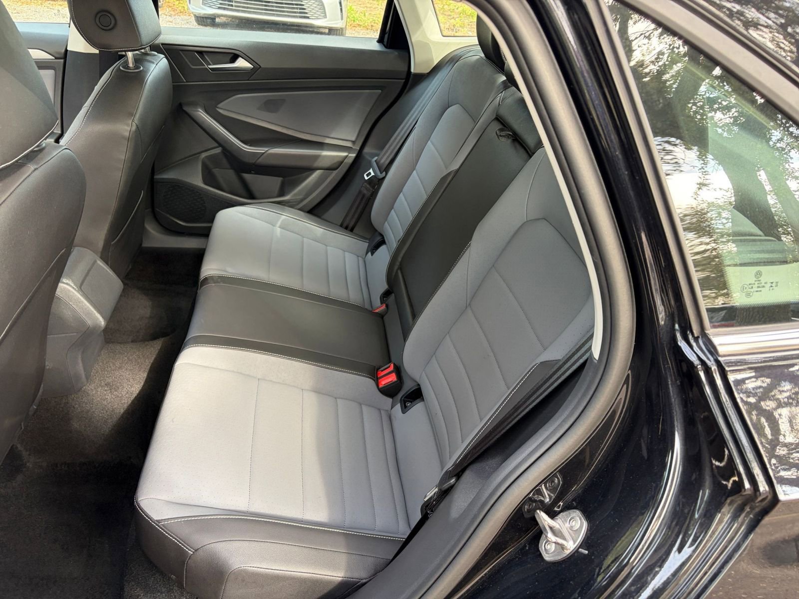 Thumbnail: 2025 Volkswagen Jetta - 34