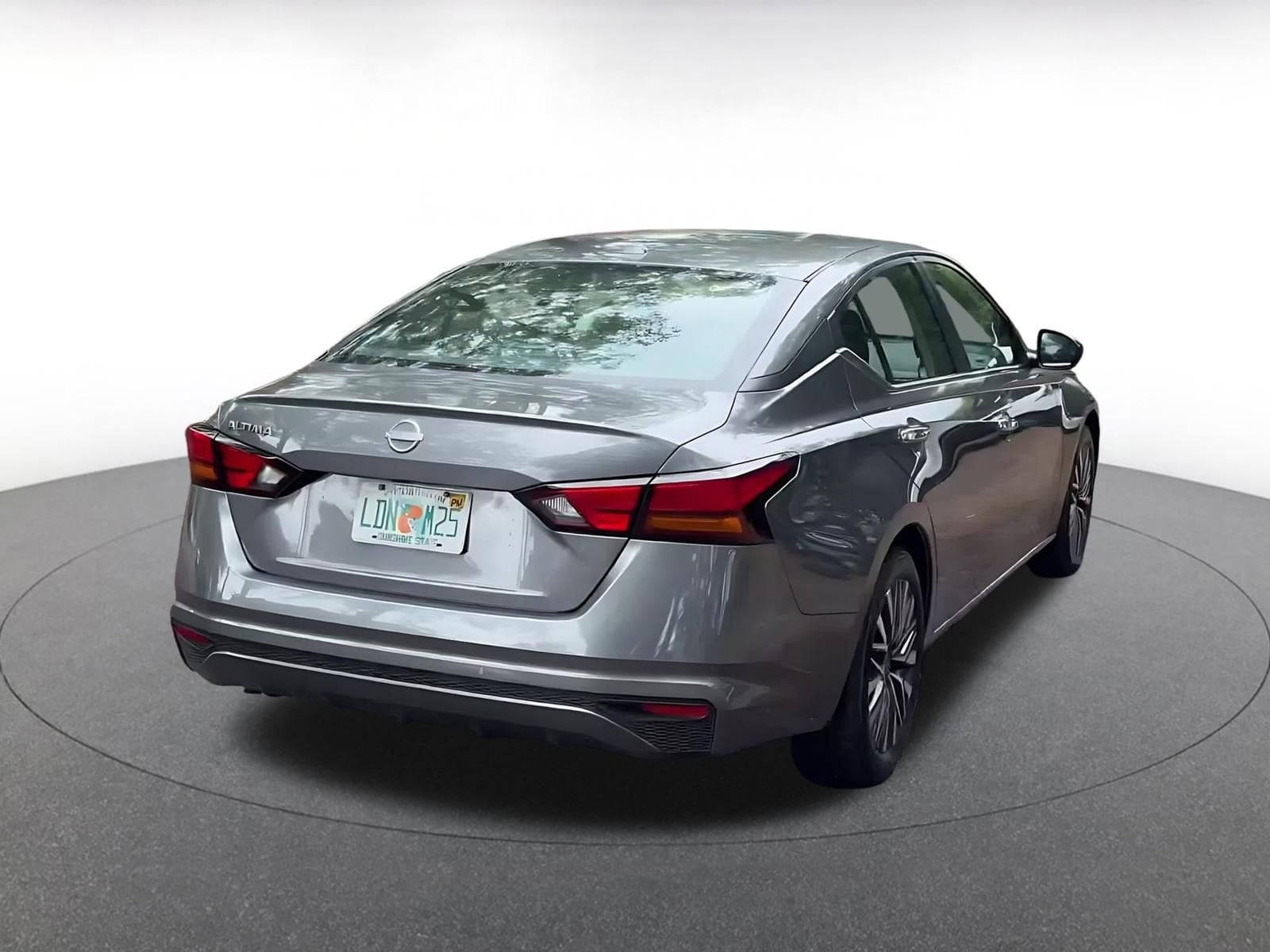 Thumbnail: 2025 Nissan Altima - 15