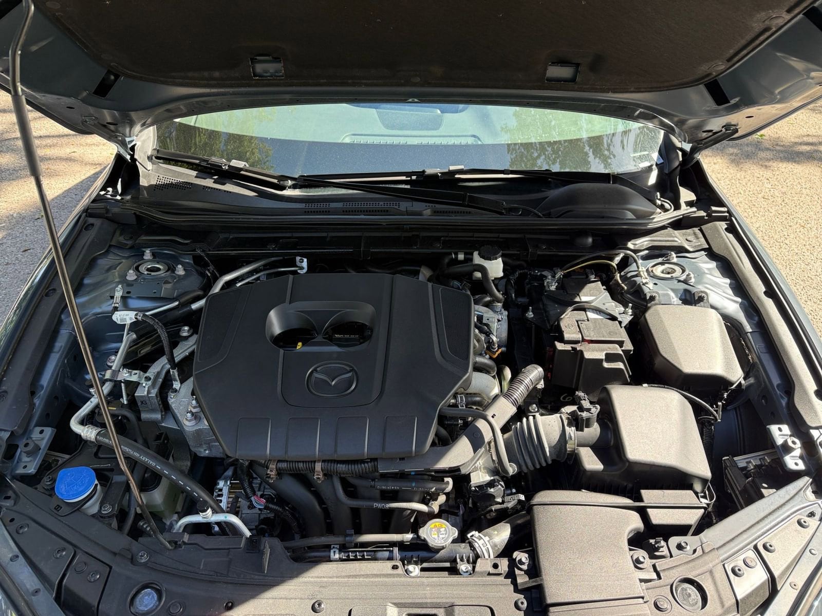 Thumbnail: 2025 Mazda Mazda3 - 25