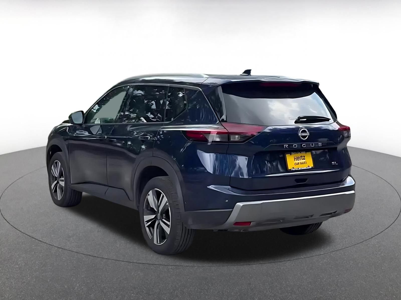 Thumbnail: 2026 Nissan Rogue - 10